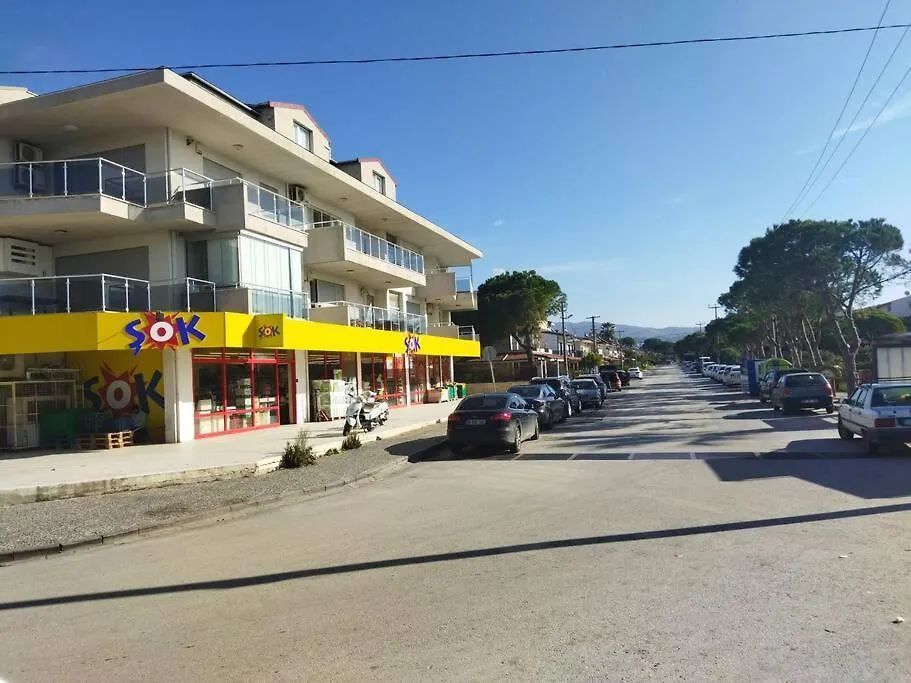 Kusadasi Beachfront Flat 0*,